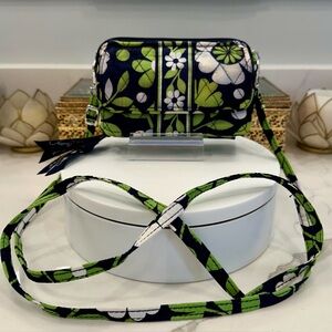 Vera Bradley - Quilted Blue/Green/White Floral Cross-Body Mini-Bag/Wallet - VGUC